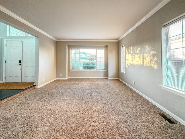 Photo - 13723 37th Ave W House