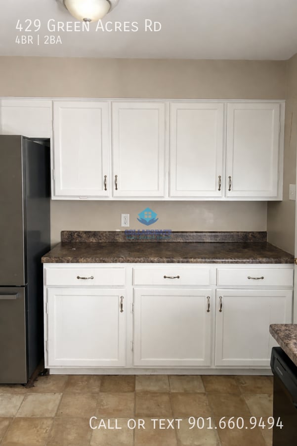 Photo - 429 Green Acres Rd House