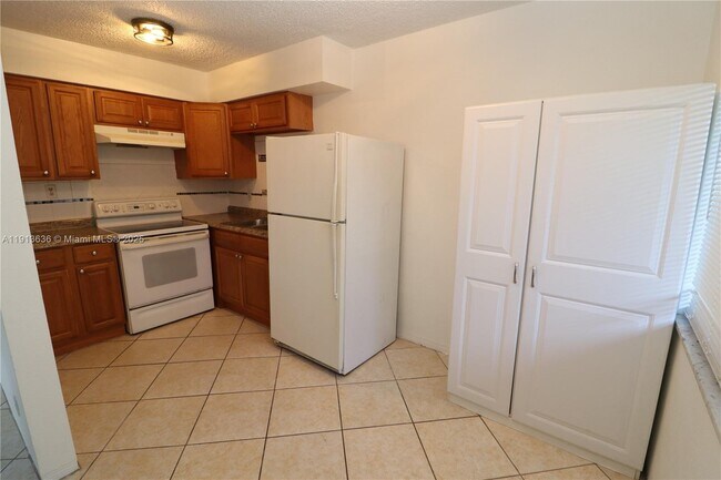 Foto del edificio - 59 NW 37th St