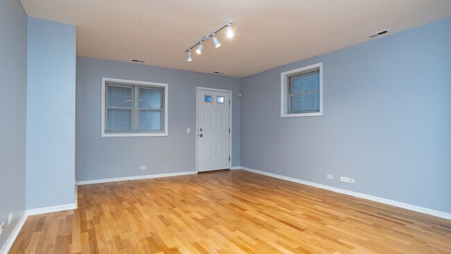 Foto del edificio - 1423 W Melrose St