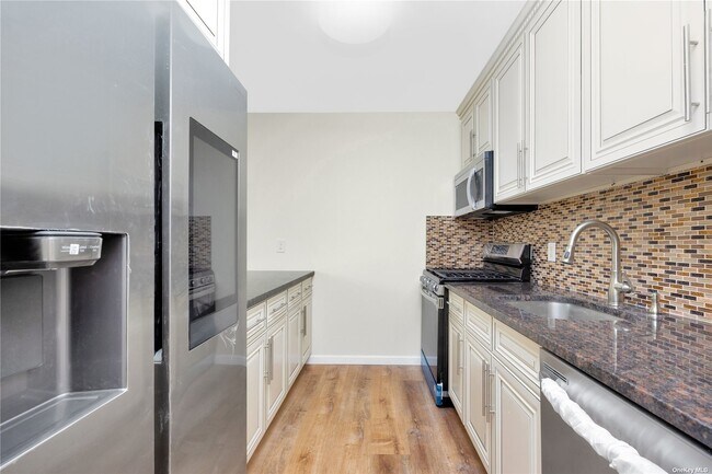 Building Photo - 43-06 Rockaway Beach Blvd