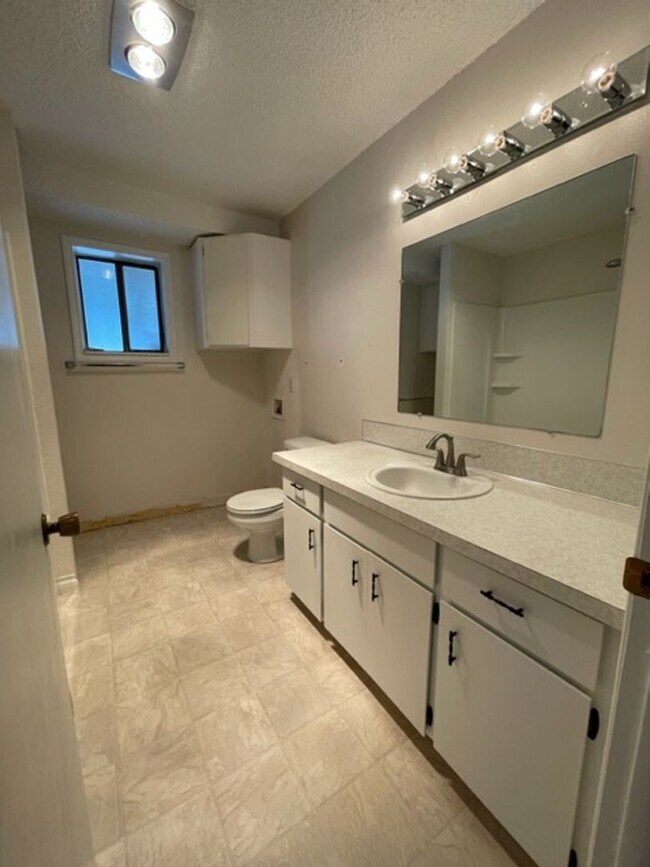 Foto del edificio - Welcome Home! Charming 2BR Townhome in Lewiston’s Orchards Area