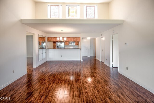 Building Photo - 355 S Marengo Ave