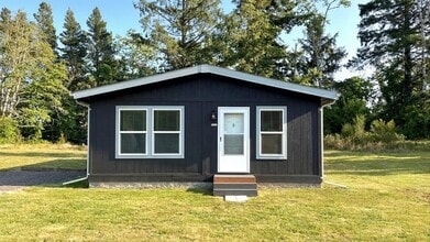 Building Photo - 24814 V Ln