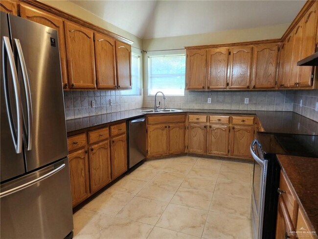 Foto del edificio - 7308 N 17th St
