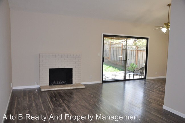 Foto del edificio - 3122 Remington Way