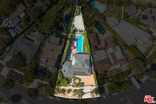 Building Photo - 11835 S Park Ave