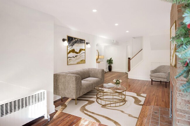 Foto del edificio - 176 Harrison Ave