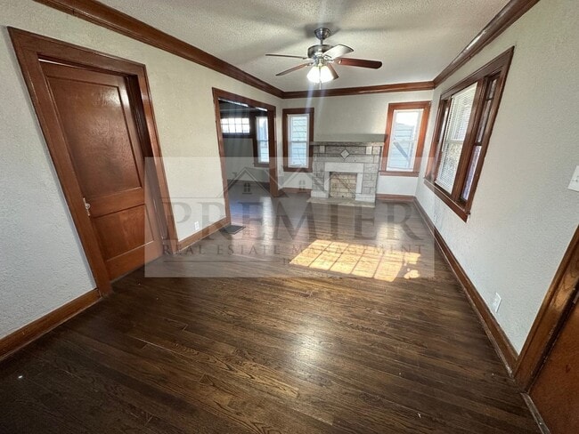 Foto del edificio - 5830 Tracy Ave