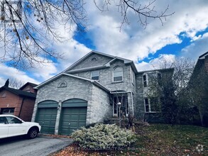 Building Photo - 35 Tannery Creek Crescent