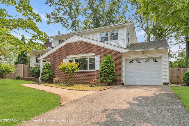 Building Photo - 69 Shady Nook Dr