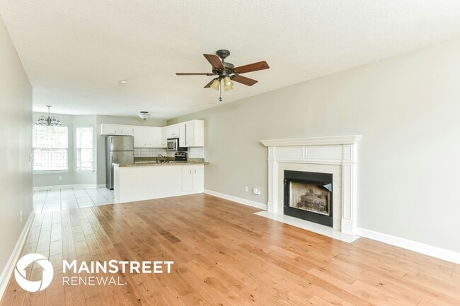 Building Photo - 610 Hogan Dr