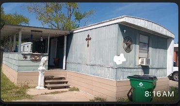 Building Photo - 8028 Wichita St