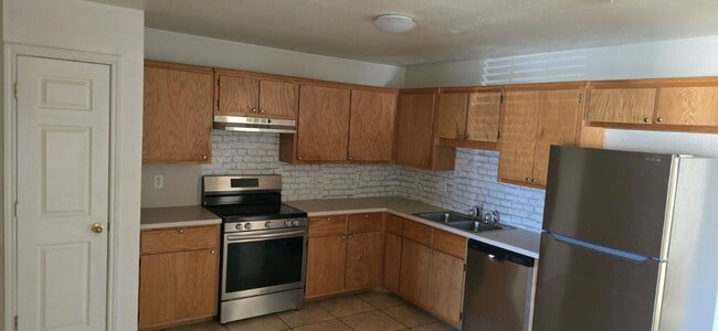 Foto del edificio - 3302 Alicante Ct