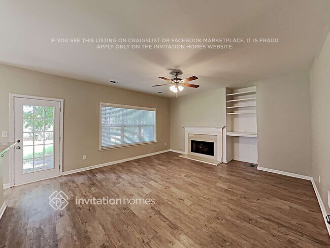 Building Photo - 2696 Summerbrooke Dr