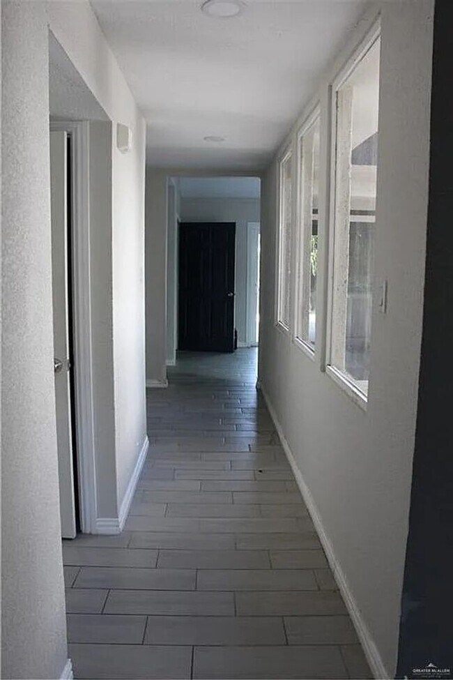 Foto del edificio - Spacious 3BR House in McAllen