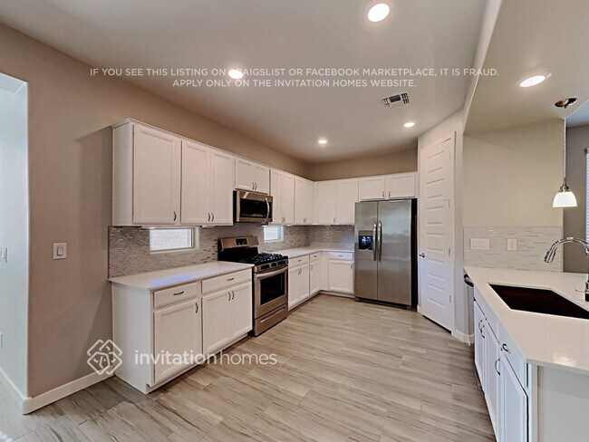 Foto del edificio - 16537 W Alameda Rd