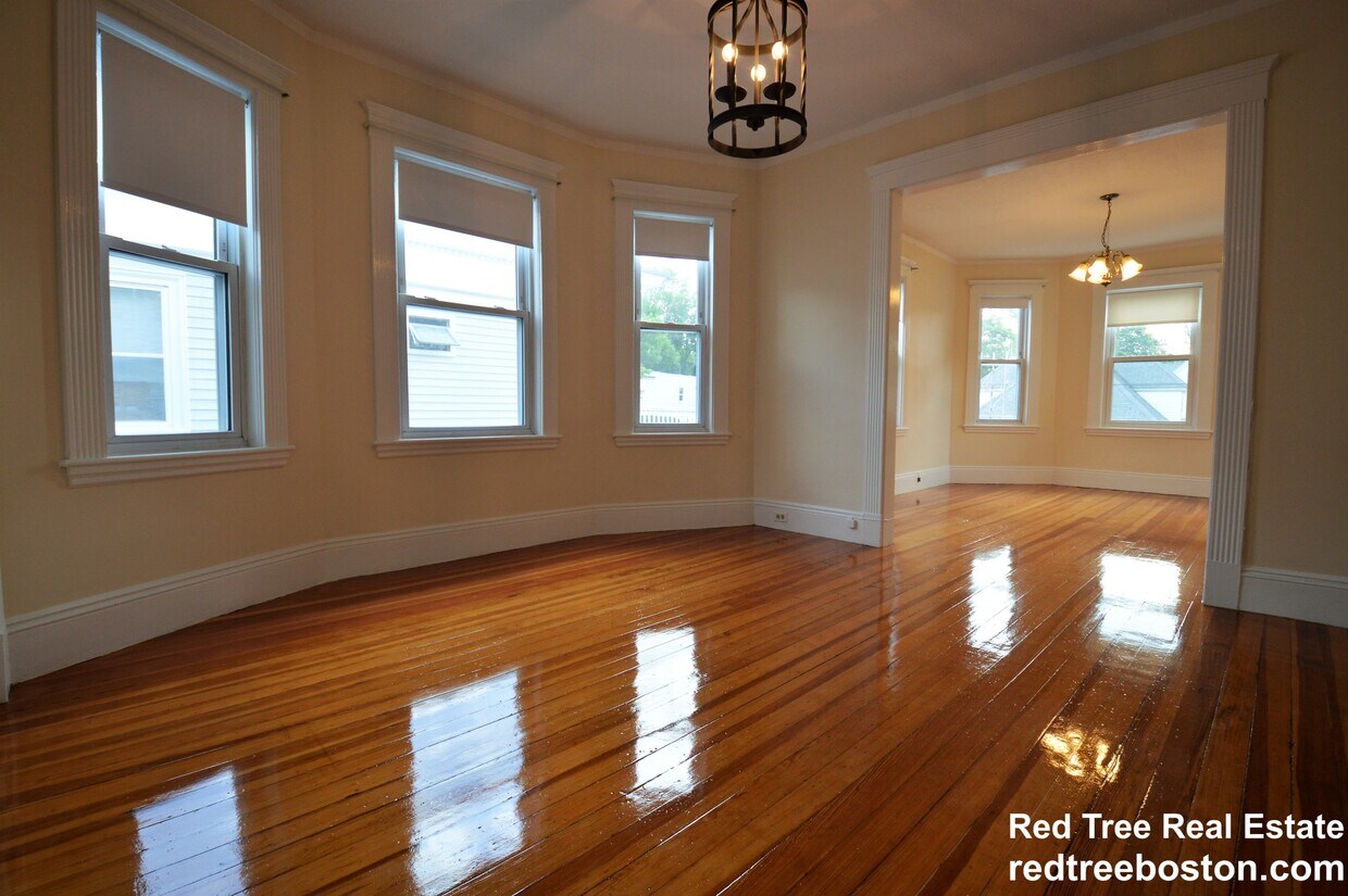 Foto principal - 39 Montfern Ave