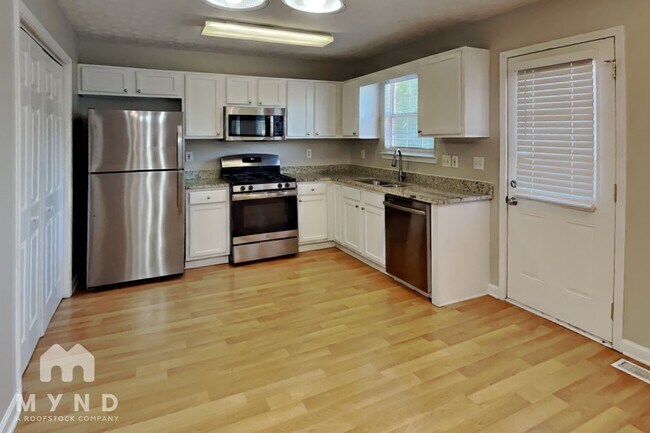 Foto del edificio - 534 Lakecourt Dr