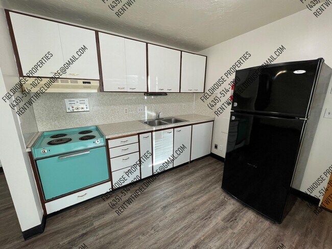 Foto del edificio - 20 Hillside Cir