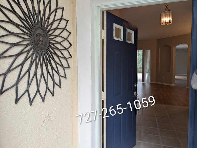 Building Photo - 26000 Risen Star Dr