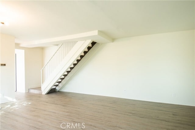 Building Photo - 458 Riverdale Dr