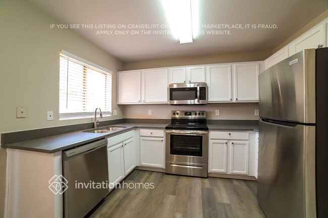 Building Photo - 3310 N 84th Dr