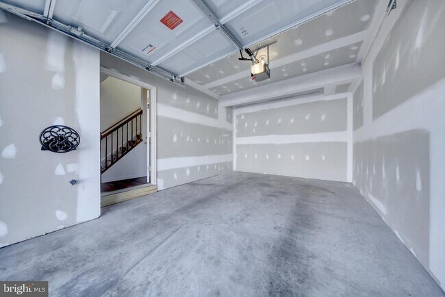 Foto del edificio - 31 Mustang Dr