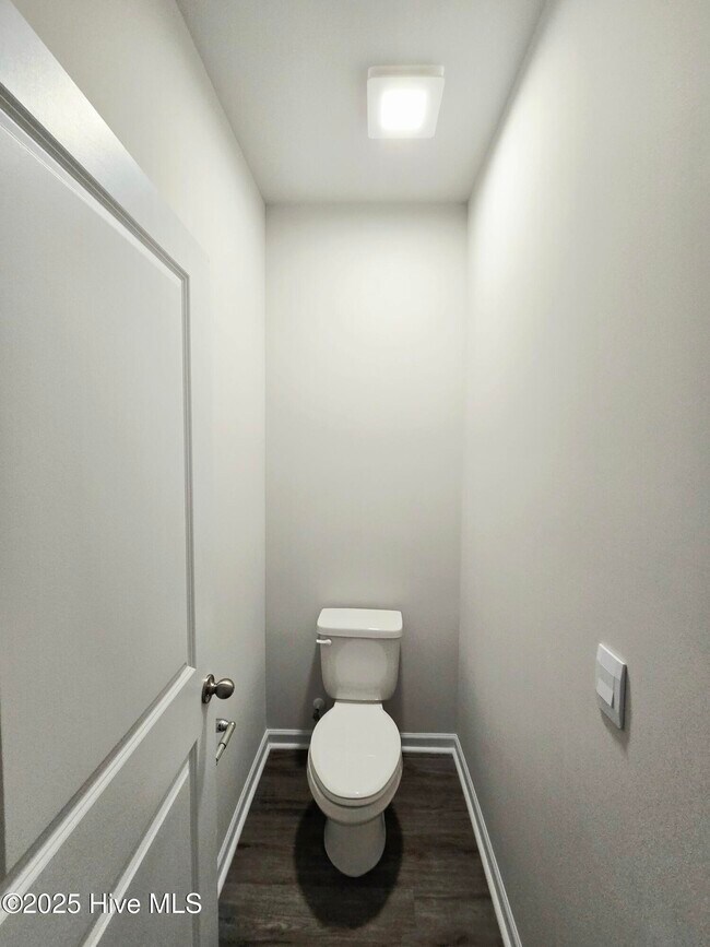 Foto del edificio - 4277 Blossom Hl Dr