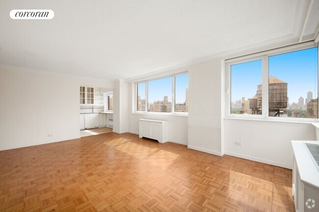 Building Photo - 45 W 67th St
