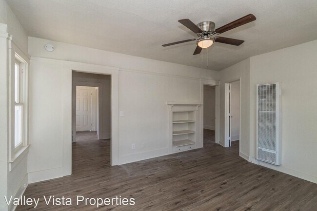 Building Photo - 2 br, 1 bath House - 348 E Olive Ave