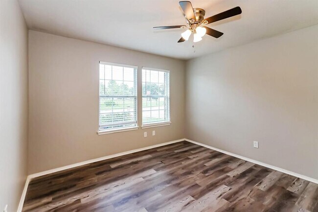 Foto del edificio - 18315 Atascocita Meadows Dr