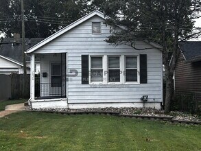 Building Photo - 7026 Bancroft Ave
