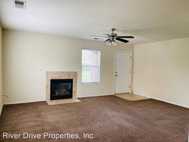 Building Photo - 2 br, 2 bath House - 3901 W. Cecil Avenue