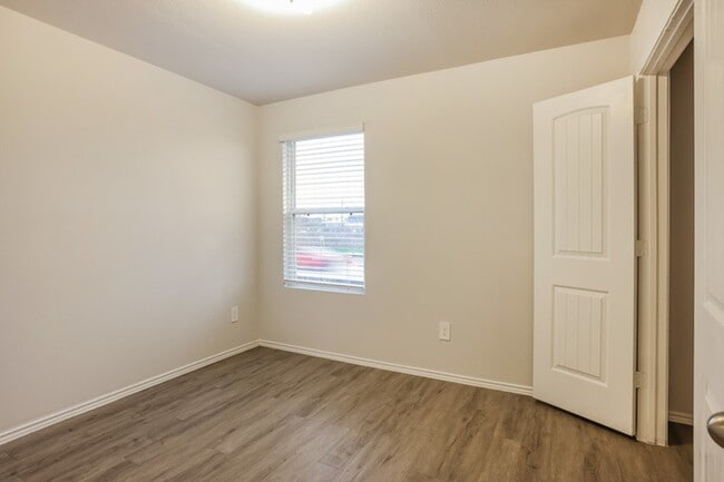 Building Photo - 21622 Mamba Wy