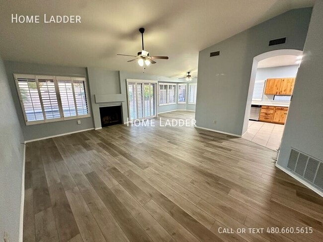 Foto del edificio - 5437 E Greenway St