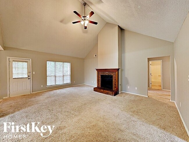 Foto del edificio - 1199 Paddocks Way