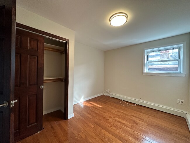 Building Photo - 1320 Gillespie Ave