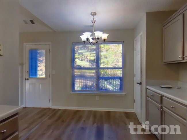 Building Photo - 261 Stagecoach Pass