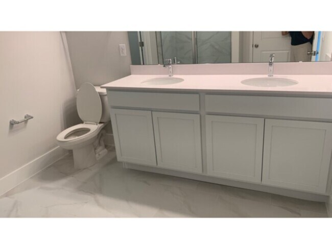 Foto del edificio - 3 bed 2.5 bath LOFT townhome in HARMONY