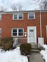 Building Photo - 8503 Kings Ridge Rd