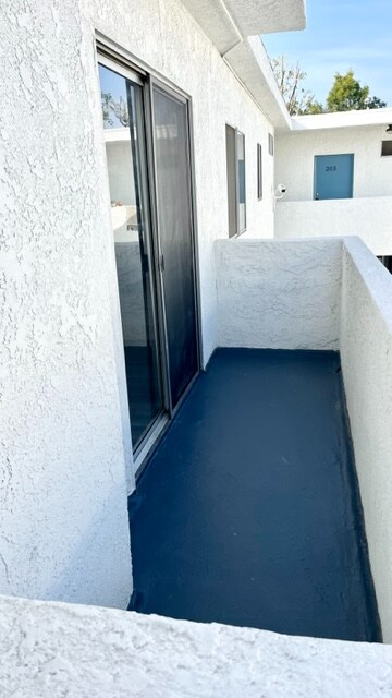 Foto del edificio - 7015 Whitsett Ave