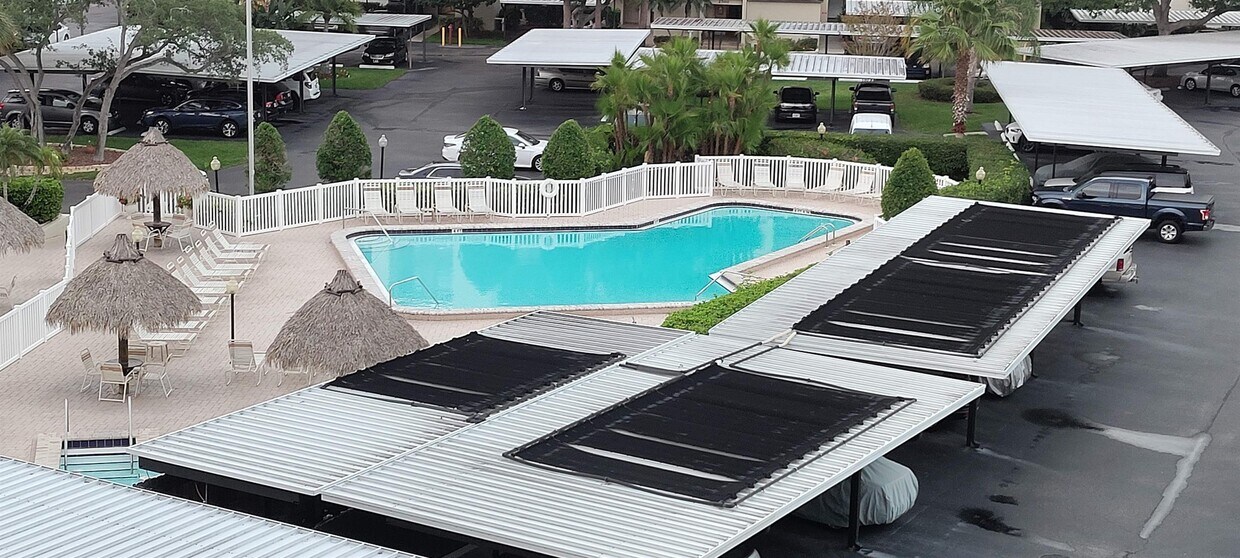 Primary Photo - 3200 Cove Cay Dr