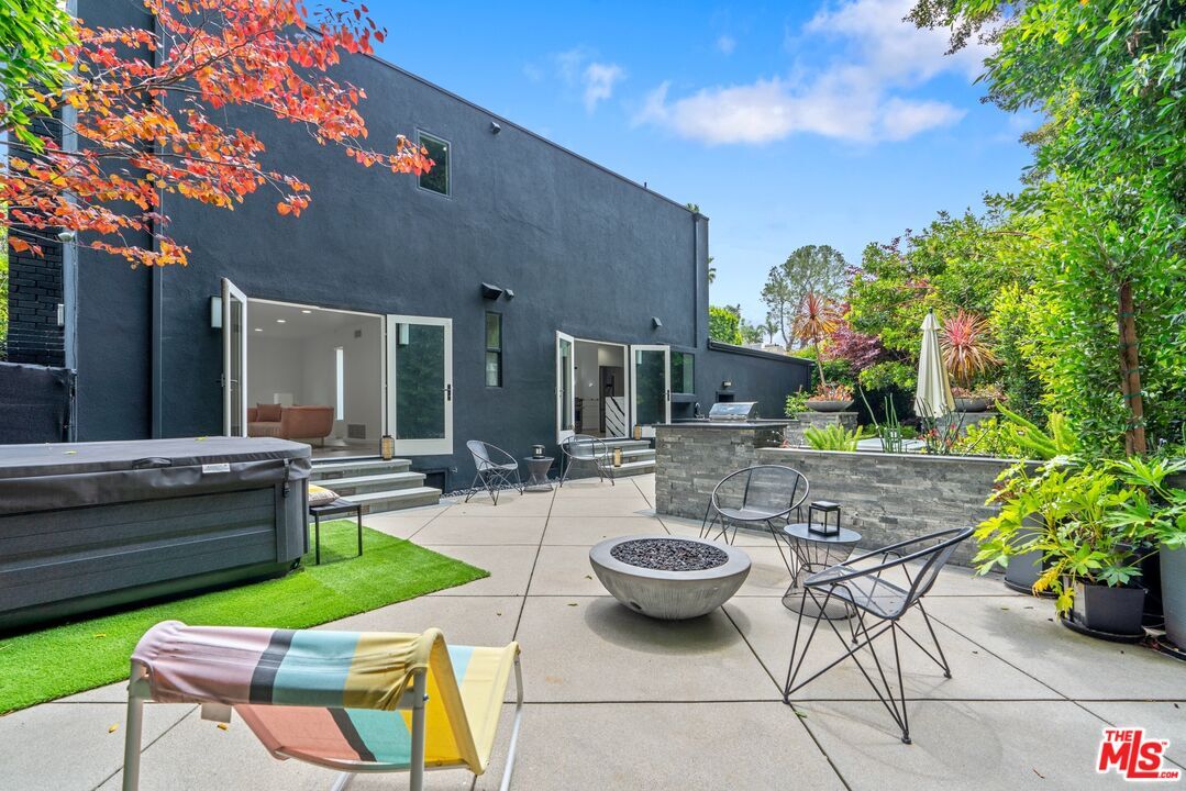 Foto principal - 2903 Nichols Canyon Rd