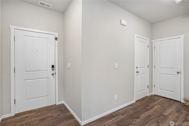 Building Photo - 18772 Lipoma Pl E