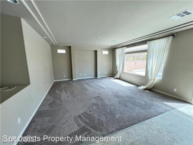 Building Photo - 3 br, 3.5 bath House - 9854 Gold Coin Court