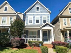 Building Photo - 43 Danbury Ct