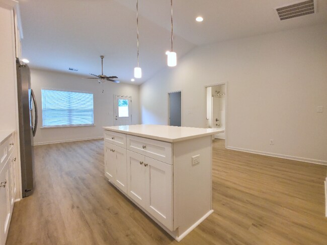 Foto del edificio - 4230 Acorn St