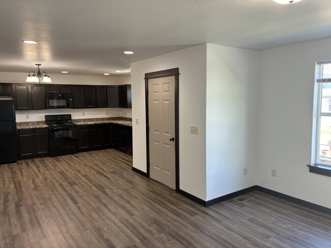 Building Photo - 2286 Gallatin Green Blvd