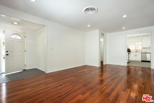 Building Photo - 6265 Canby Ave